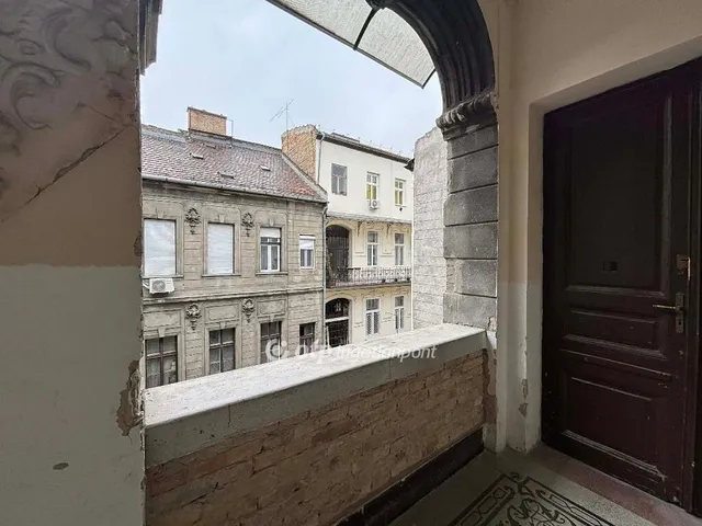 Eladó lakás Budapest V. kerület 118 nm