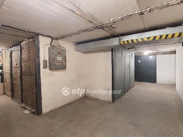 Eladó kereskedelmi és ipari ingatlan Budapest VII. kerület 16 nm