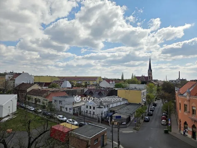 Eladó lakás Budapest X. kerület, Óhegy 120 nm