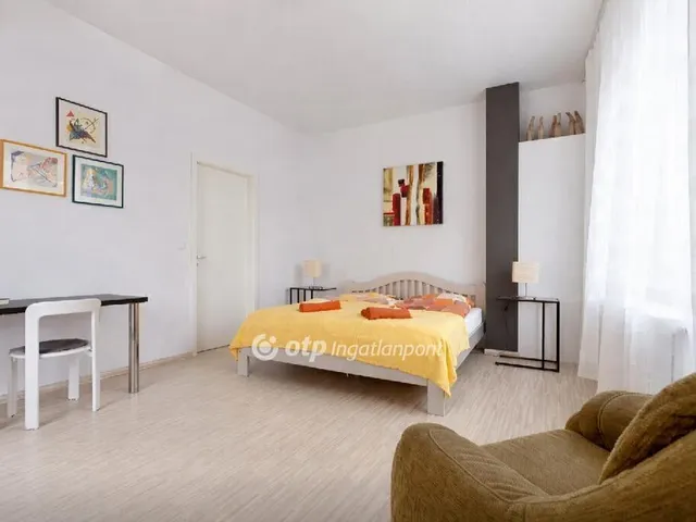 Eladó lakás Budapest I. kerület 79 nm