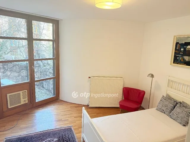 Eladó lakás Budapest I. kerület 123 nm