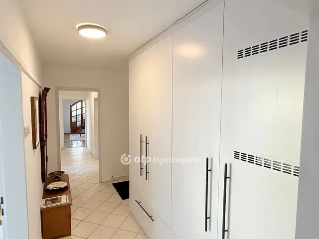Eladó lakás Budapest I. kerület 123 nm
