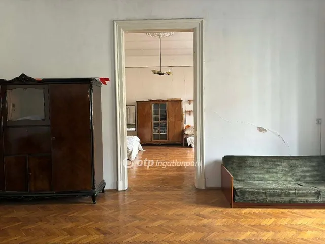 Eladó lakás Budapest V. kerület 118 nm