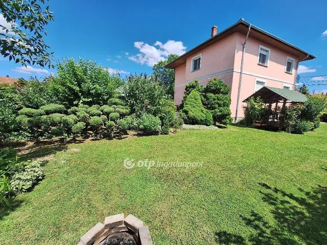 Eladó ház Szigetszentmiklós 266 nm