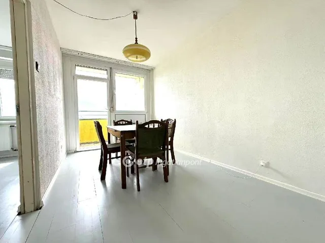 Eladó lakás Budapest IX. kerület, József Attila lakótelep 49 nm