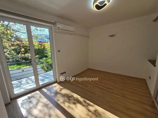 Eladó lakás Budapest III. kerület 175 nm