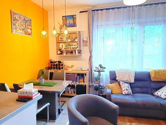 Eladó lakás Budapest XV. kerület 69 nm