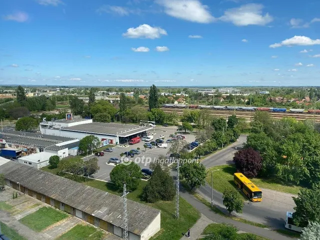 Eladó lakás Cegléd 61 nm