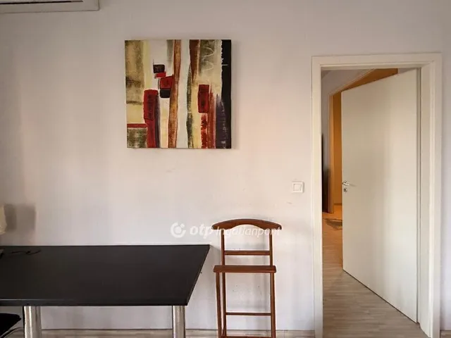 Eladó lakás Budapest I. kerület 79 nm
