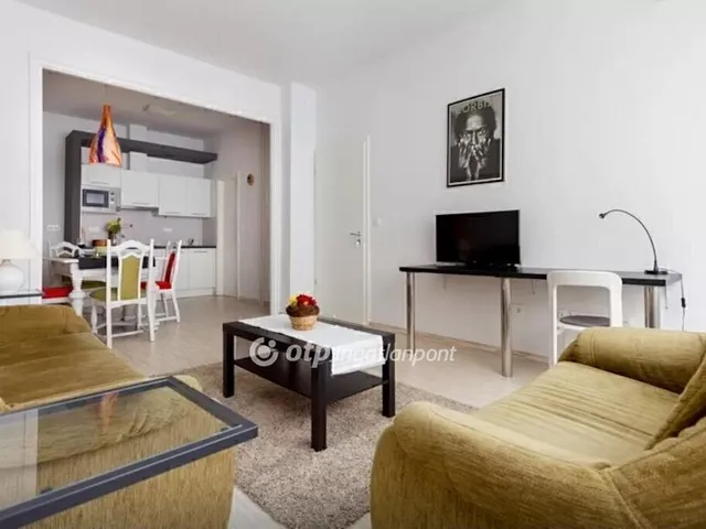 Eladó lakás Budapest I. kerület 79 nm