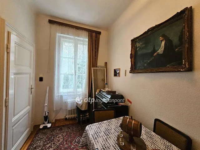 Eladó lakás Budapest I. kerület 102 nm