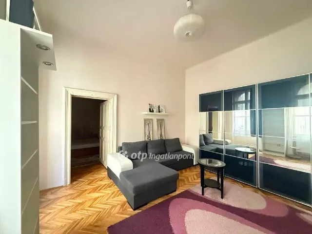 Eladó lakás Budapest VI. kerület 76 nm