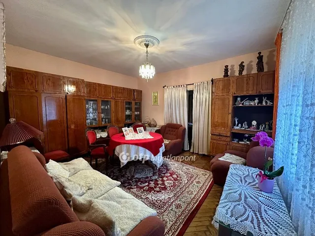 Eladó ház Piliscsaba 181 nm