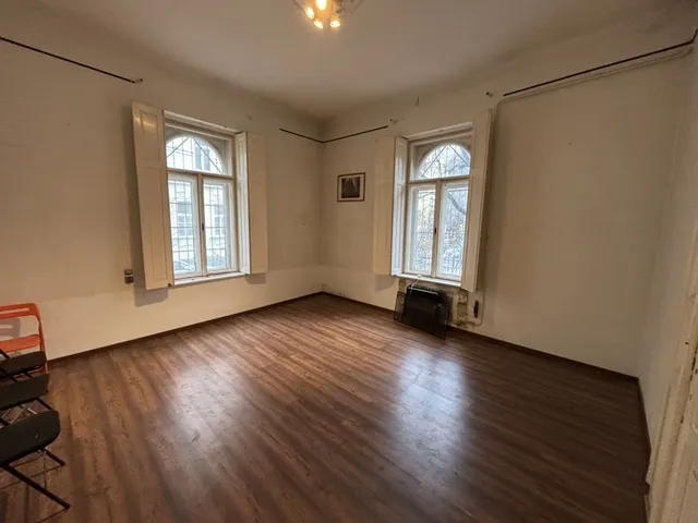 Eladó lakás Budapest VI. kerület 86 nm