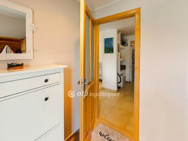 Eladó ház Tinnye 197 nm