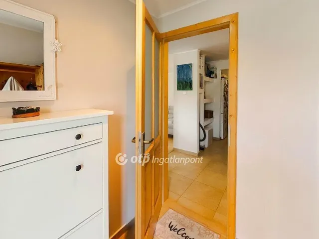 Eladó ház Tinnye 197 nm