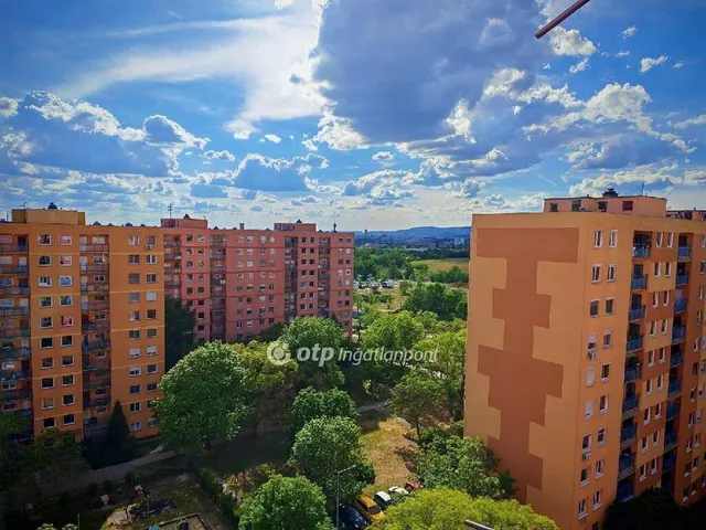 Eladó lakás Budapest X. kerület, Újhegy 50 nm