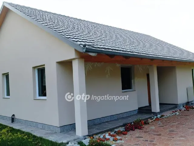 Eladó ház Kóka 169 nm