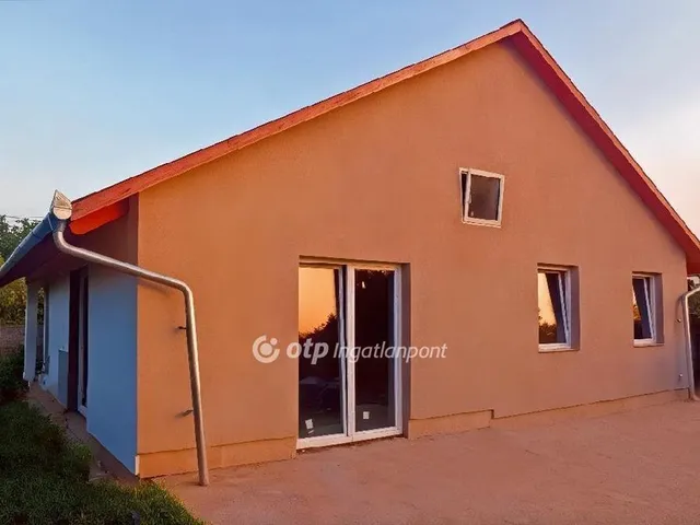 Eladó ház Kóka 169 nm