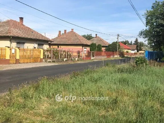 Eladó telek Táborfalva 1438 nm