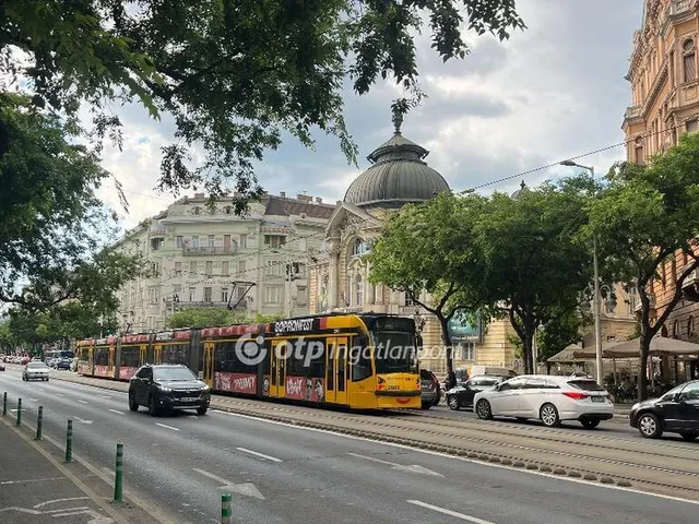 Eladó lakás Budapest V. kerület 77 nm