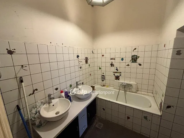 Eladó lakás Budapest VI. kerület, Diplomatanegyed 86 nm