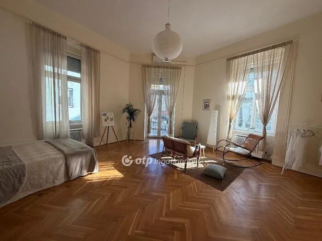 Eladó lakás Budapest VIII. kerület, Józsefváros 108 nm