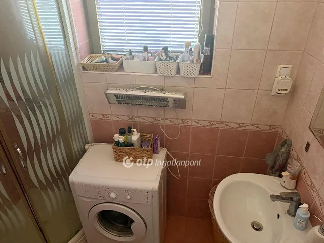 Eladó ház Pilisjászfalu 180 nm