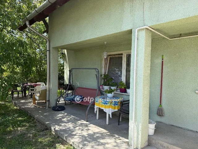 Eladó ház Pilisjászfalu 180 nm