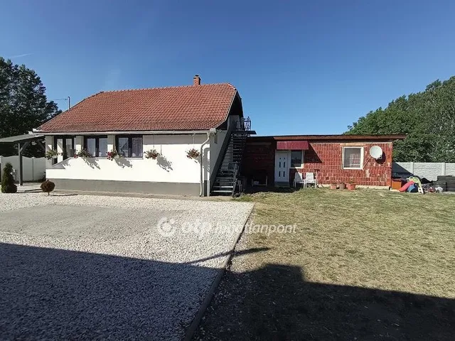 Eladó ház Jászfényszaru 127 nm