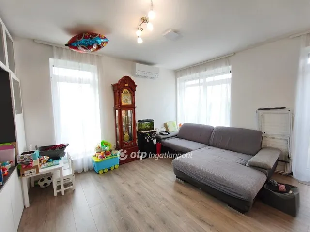 Eladó ház Mogyoród 71 nm
