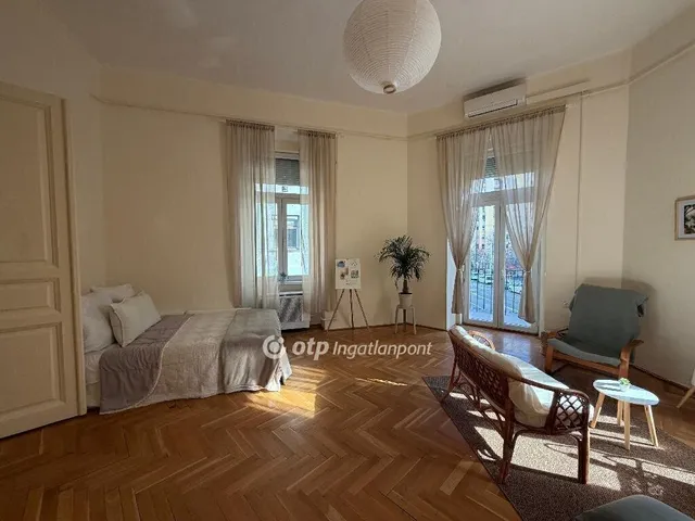 Eladó lakás Budapest VIII. kerület 108 nm