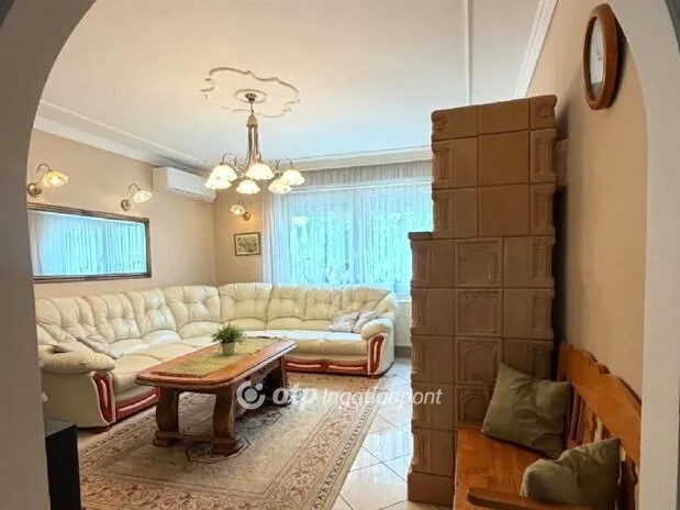 Eladó ház Budapest XVII. kerület, Madárdomb 220 nm