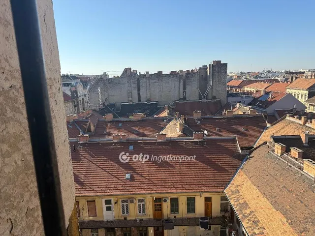 Eladó lakás Budapest VI. kerület 93 nm