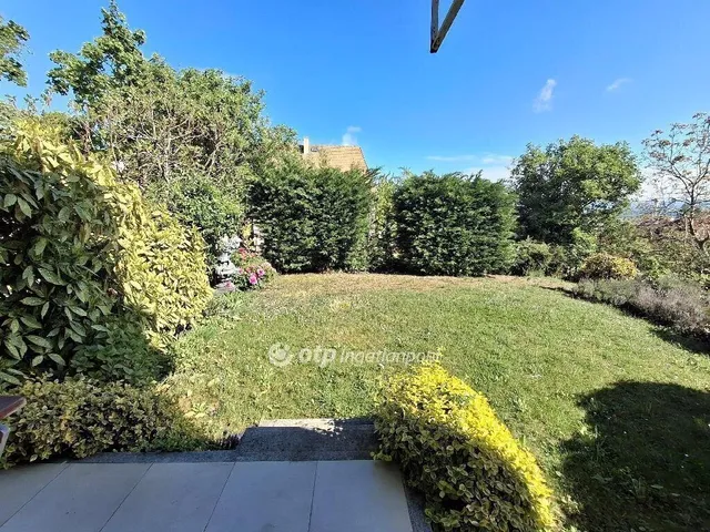 Eladó ház Budapest II. kerület, Szemlőhegy 212 nm