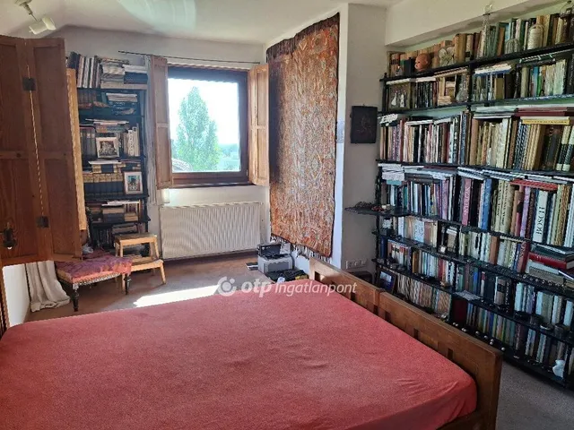 Eladó ház Budapest II. kerület, Szemlőhegy 212 nm