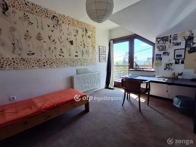 Eladó ház Budapest II. kerület, Szemlőhegy 212 nm