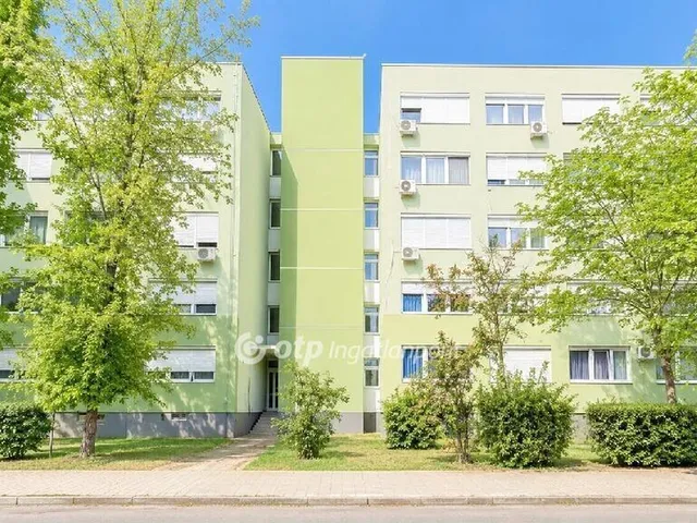 Eladó lakás Budapest X. kerület, Újhegy 29 nm