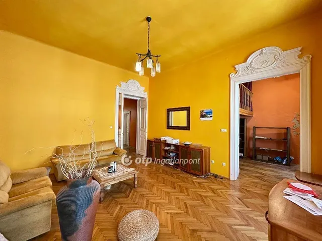 Eladó lakás Budapest VI. kerület 89 nm