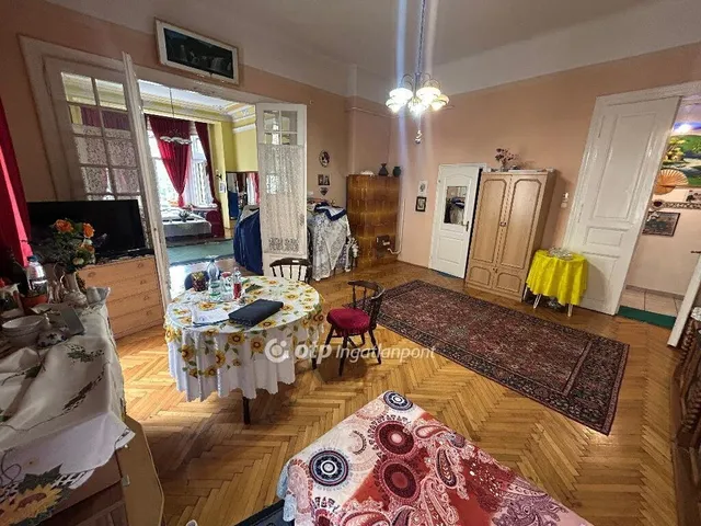 Eladó lakás Budapest VIII. kerület 92 nm