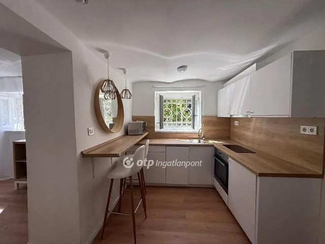 Eladó lakás Budapest II. kerület, Hársakalja 38 nm