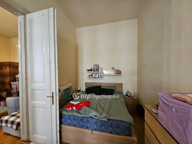 Eladó lakás Budapest VI. kerület, Nagykörúton kívüli terület 71 nm