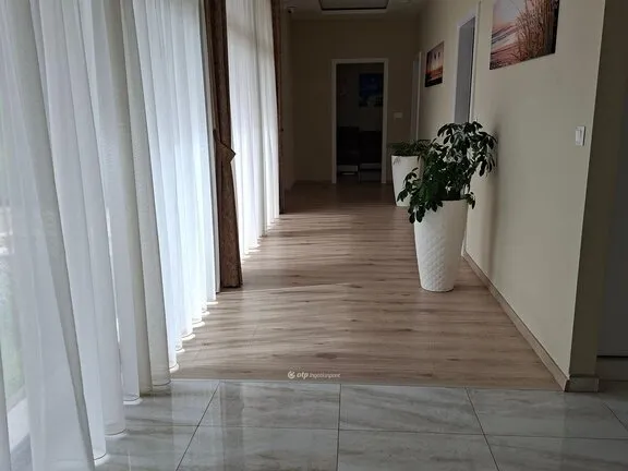Eladó ház Gyömrő 266 nm