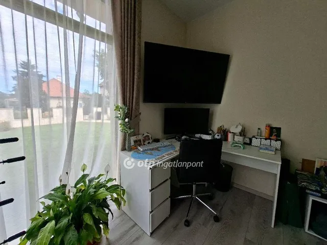 Eladó ház Gyömrő 266 nm