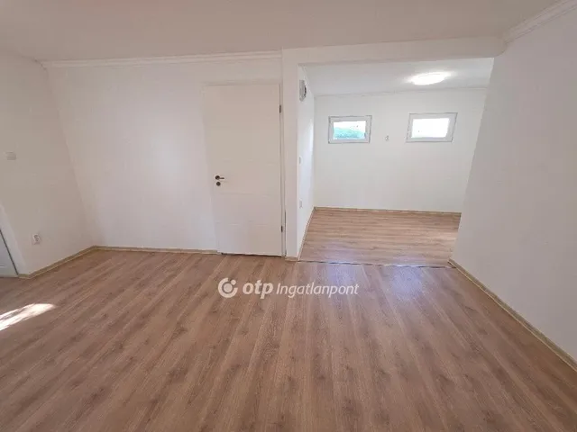 Eladó nyaraló Szigetszentmiklós 48 nm