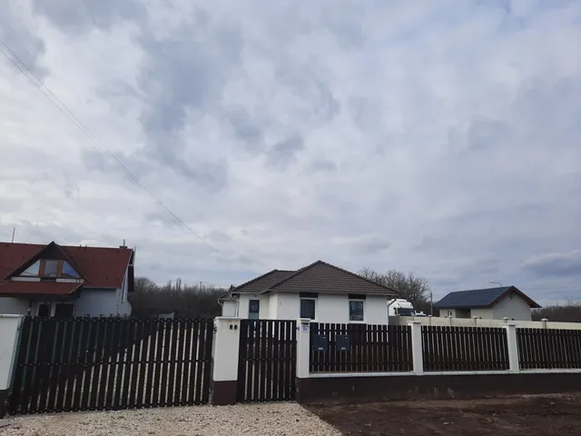 Eladó ház Vasad 89 nm