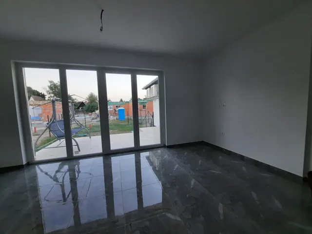 Eladó ház Vasad 89 nm