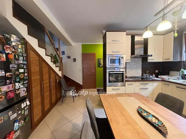 Eladó ház Budapest XVIII. kerület, Ganzkertváros 136 nm