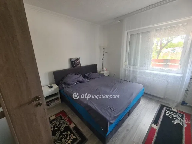 Eladó ház Törtel 90 nm