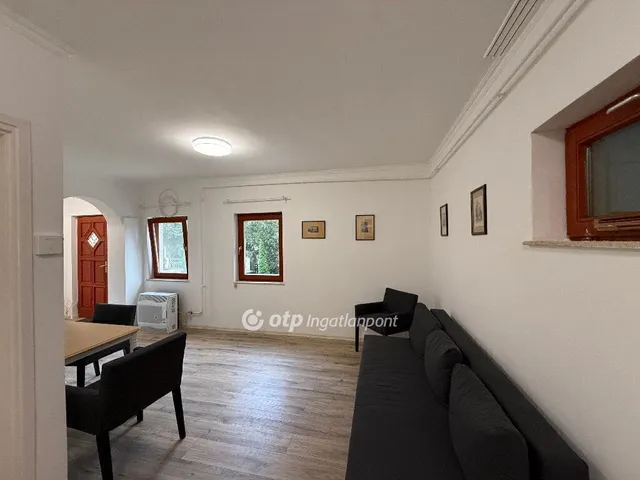 Eladó lakás Budapest II. kerület, Vérhalom 38 nm